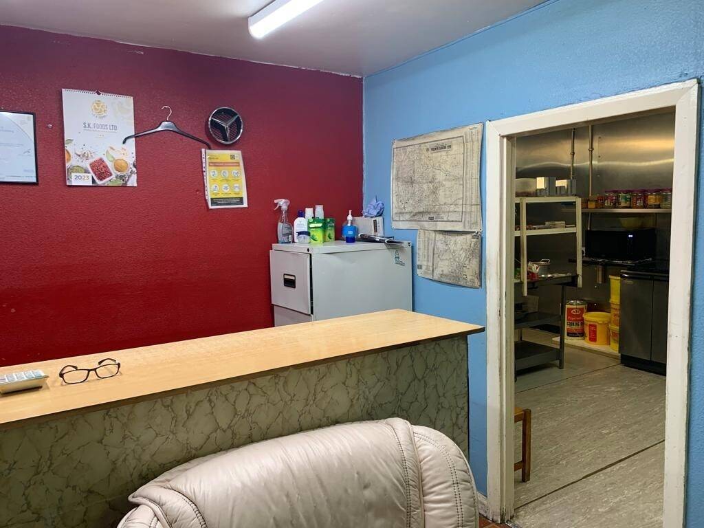 Established Indian Takeaway for sale in Welwyn Garden city Photo 5