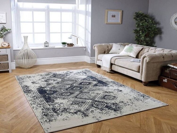 Well established Rugs/Home Décor business for sale. Photo 5
