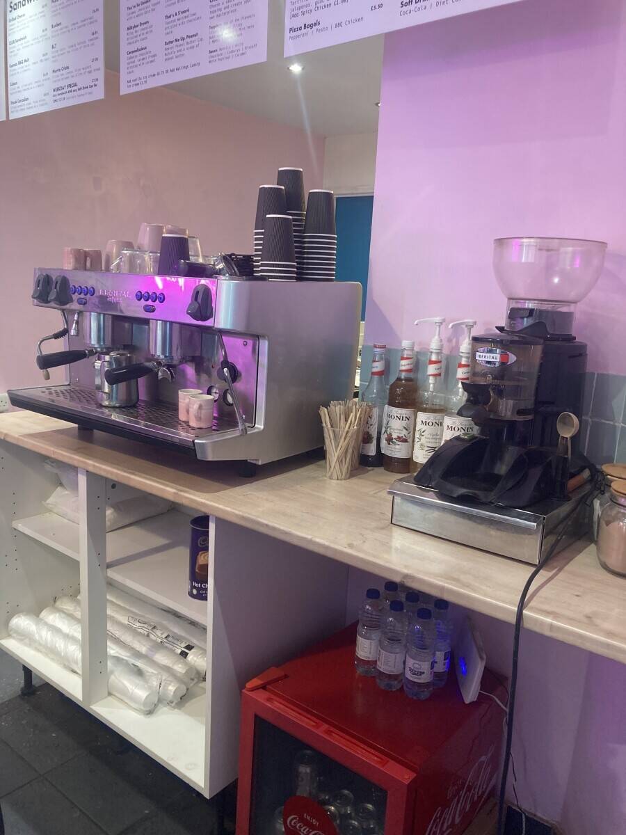 Busy little cafe/bakery with large online customer base and great location Photo 5