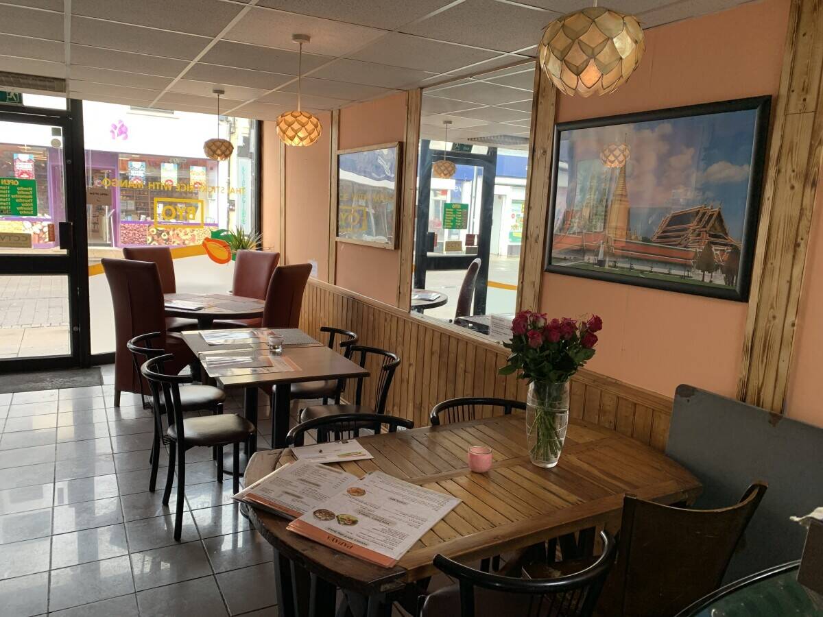 Thai café/restaurant for sale in busy George St, Hove.