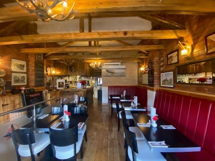 Leasehold Café Bar & Italian Restaurant Located In Sheldon Photo 5