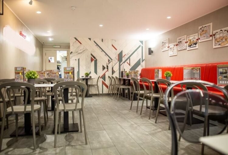 ICE CREAM/DESSERT & COFFEE SHOP BUSINESS, SOUTH WALES