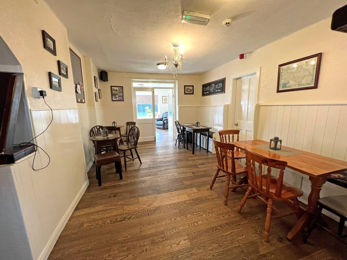 NORTH YORKSHIRE - VILLAGE PUB IN EXCELLENT CONDITION Photo 5