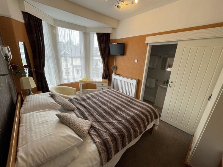 Outstanding South Devon Guest House For Sale in Paignton