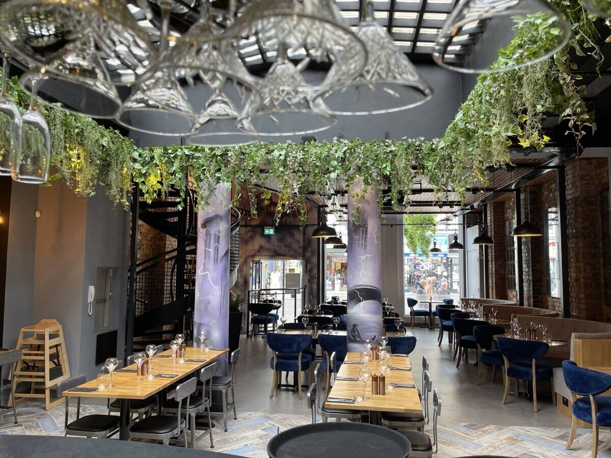 Italian/Mediterranean Restaurant for sale in Wood Green high road  Photo 5