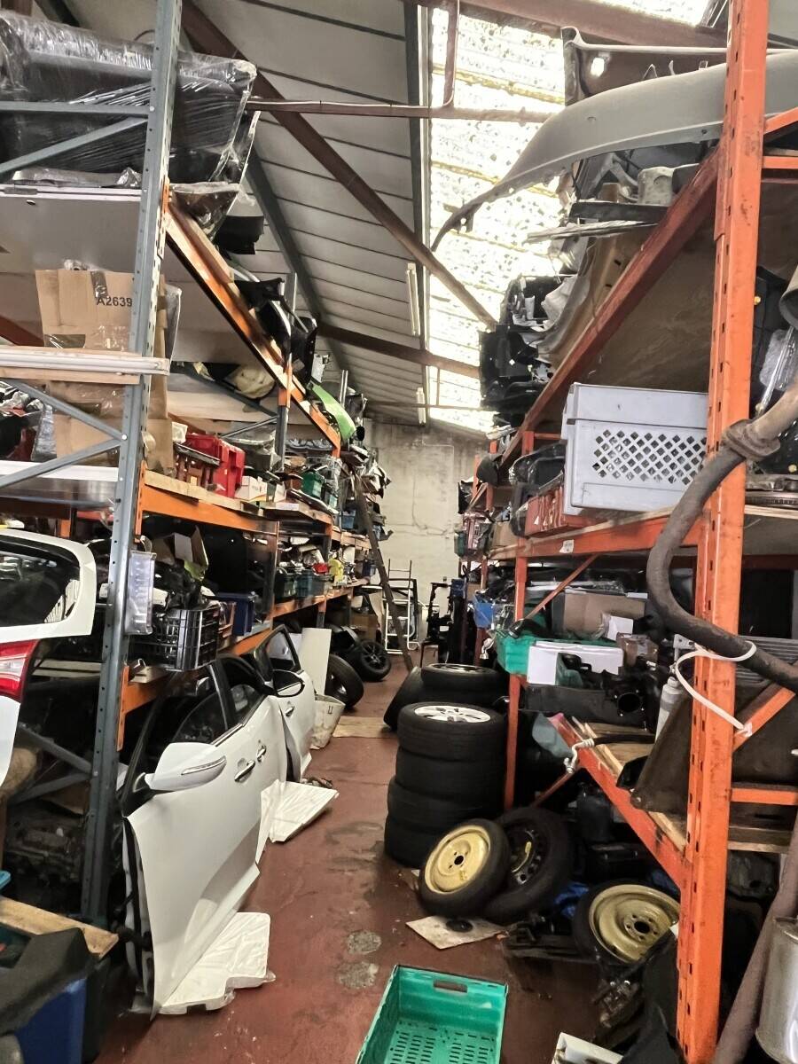Salvage car parts company with online sale with good profits margine Photo 5