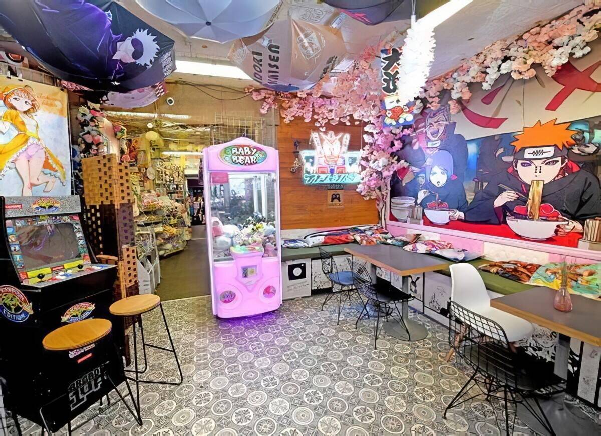 Anime themed maid cafe Photo 5