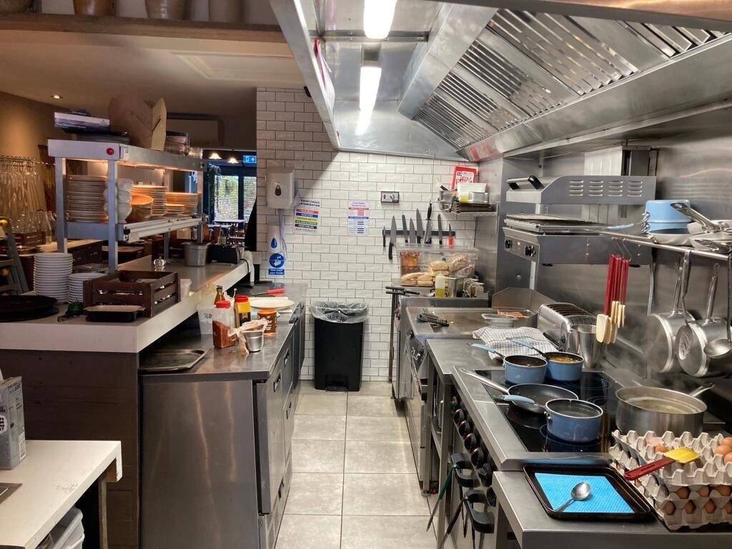 Newly refurbished Brunch Restaurant Bakery Patisserie for sale