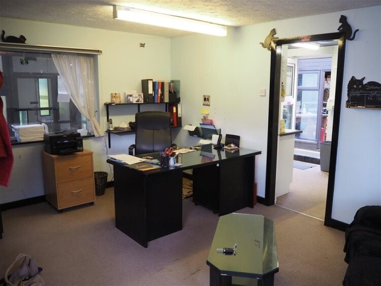 Kennels, Cattery & Equestrian businesses For Sale in Normanton