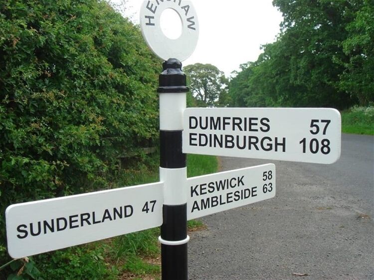 SPECIALIST RESTORATION AND MAINTENANCE OF HISTORIC / TRADITIONAL ROAD SIGNAGE