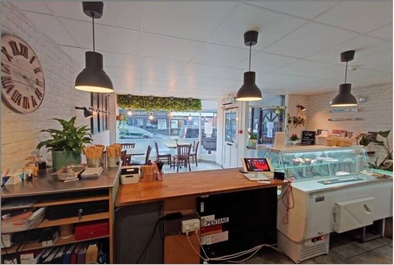 Popular cafe, sandwich bar and takeaway Wakefield Centre, UK Photo 5