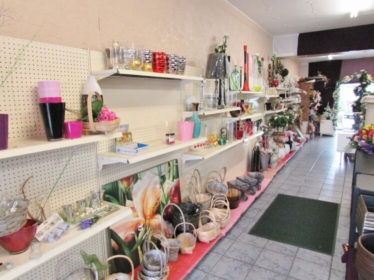 Busy Florist Business/Investment Opportunity Photo 5