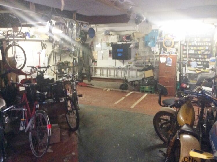 Long Established Motorcycle MOT Centre Photo 5