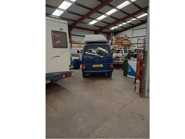 Well established repairs and restoration business for sale Photo 5