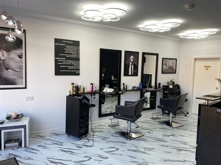A POPULAR UNISEX SALON