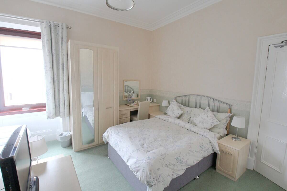 Long-established business providing a great lifestyle to the current owners