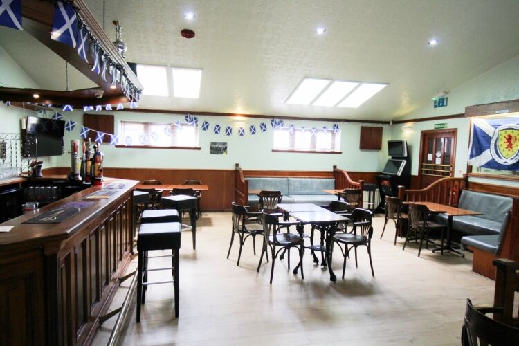 Successful bar and restaurant with 8 letting rooms