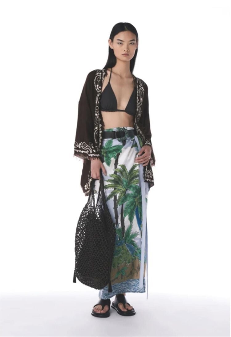 A LADIES DESIGNER BOUTIQUE