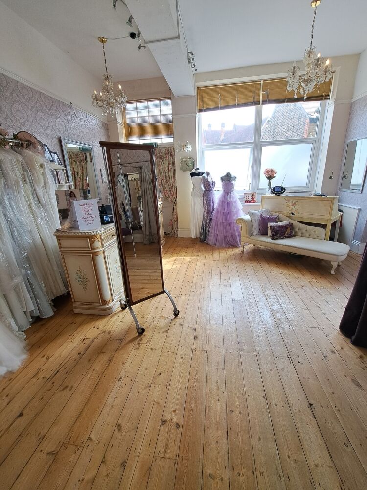 Highly Established Bridal & Eveningwear Ladies Clothing Business for Sale