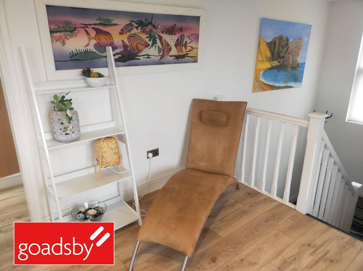 Established Airbnb Business Convenient Beach & Conference Centre Photo 5