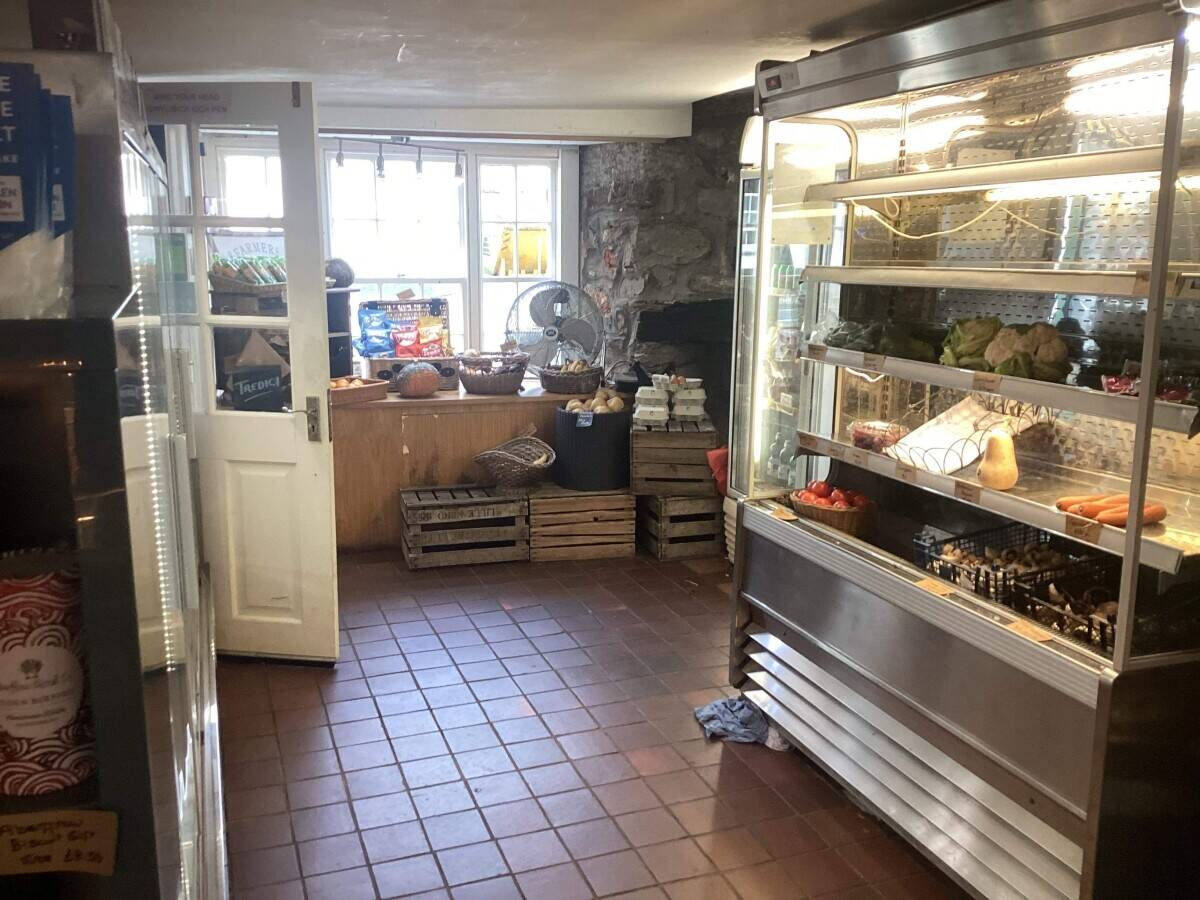 Italian Restaurant, delicatessen, butchers, cafe take away Anglesey