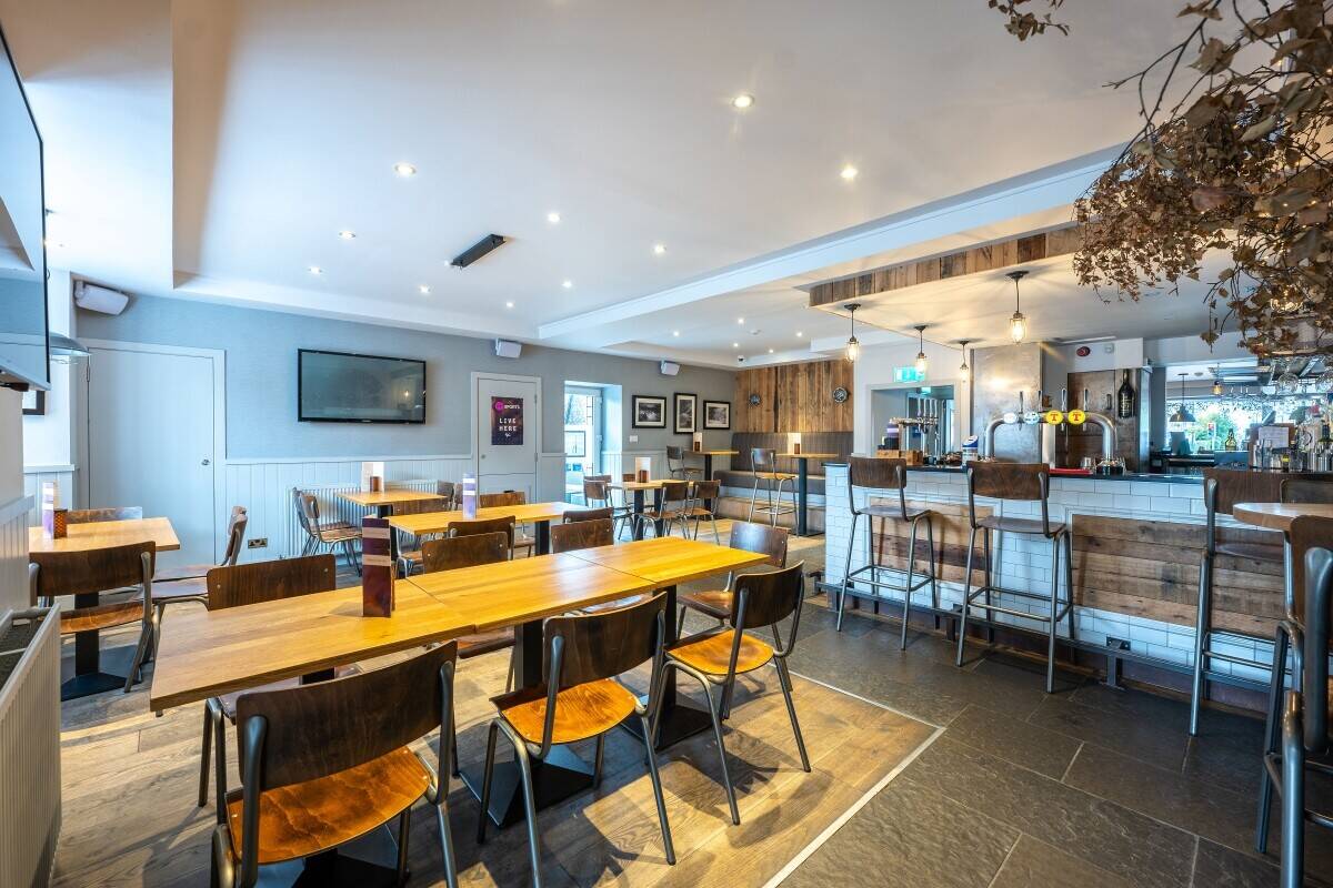 Outstanding Boutique Hotel Opportunity Photo 5