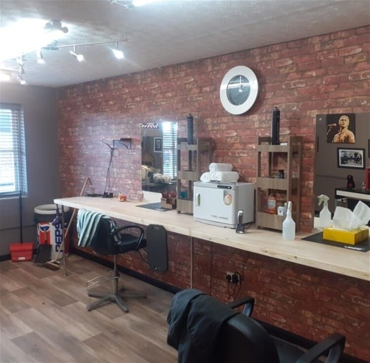 A TRADITIONAL AND MODERN BARBERSHOP BUSINESS Photo 5