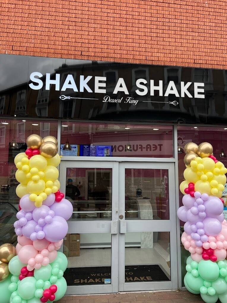 Well Known Dessert Shop for Sale in Bournemouth Photo 5