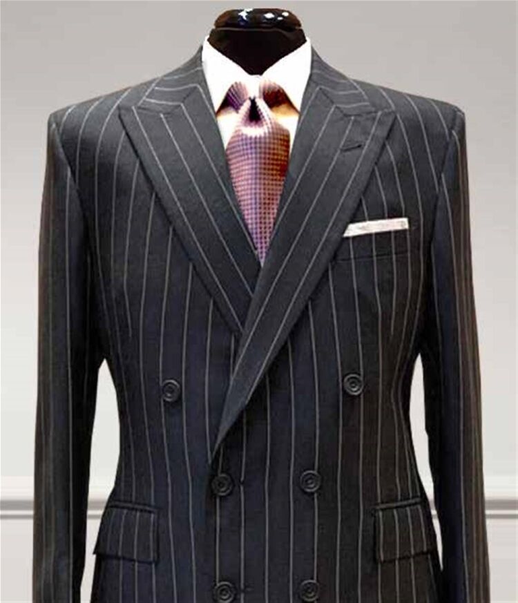 BESPOKE FASHION HOUSE WITH HIGH-END CLIENTS
