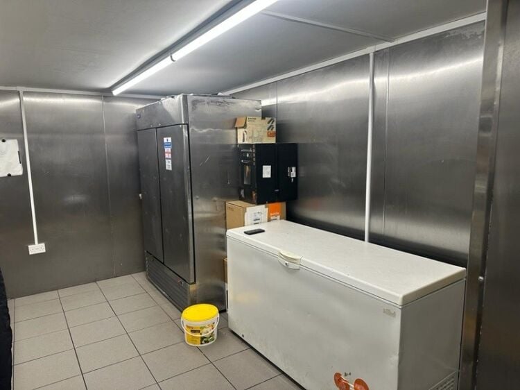 Highly Rated Dark Kitchen For Sale