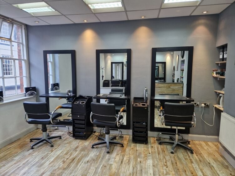 ***REDUCED***Established and Thriving Hair Salon for Sale in Coleshill
