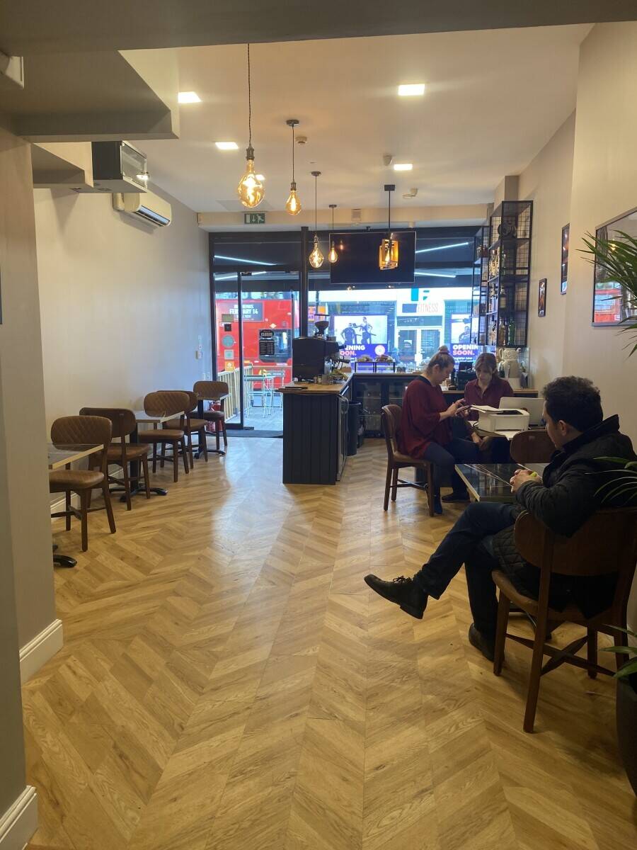 Brand new Cafe & Restaurant for sale Putney