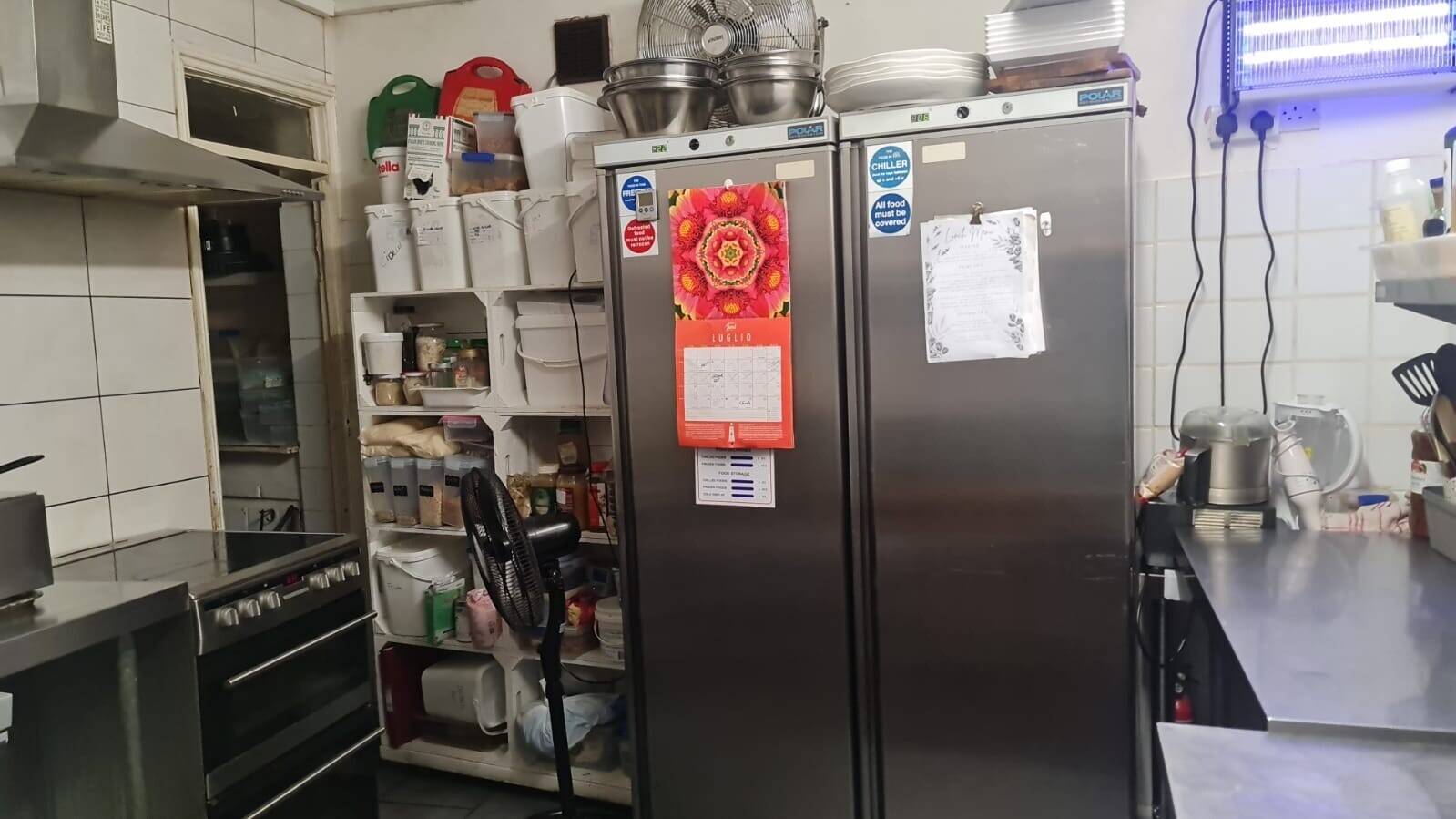Well-established Italian deli in the heart of Finsbury Park area