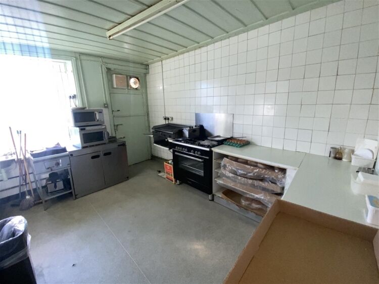 Cafe & Sandwich Bars For Sale in Leeds Photo 5