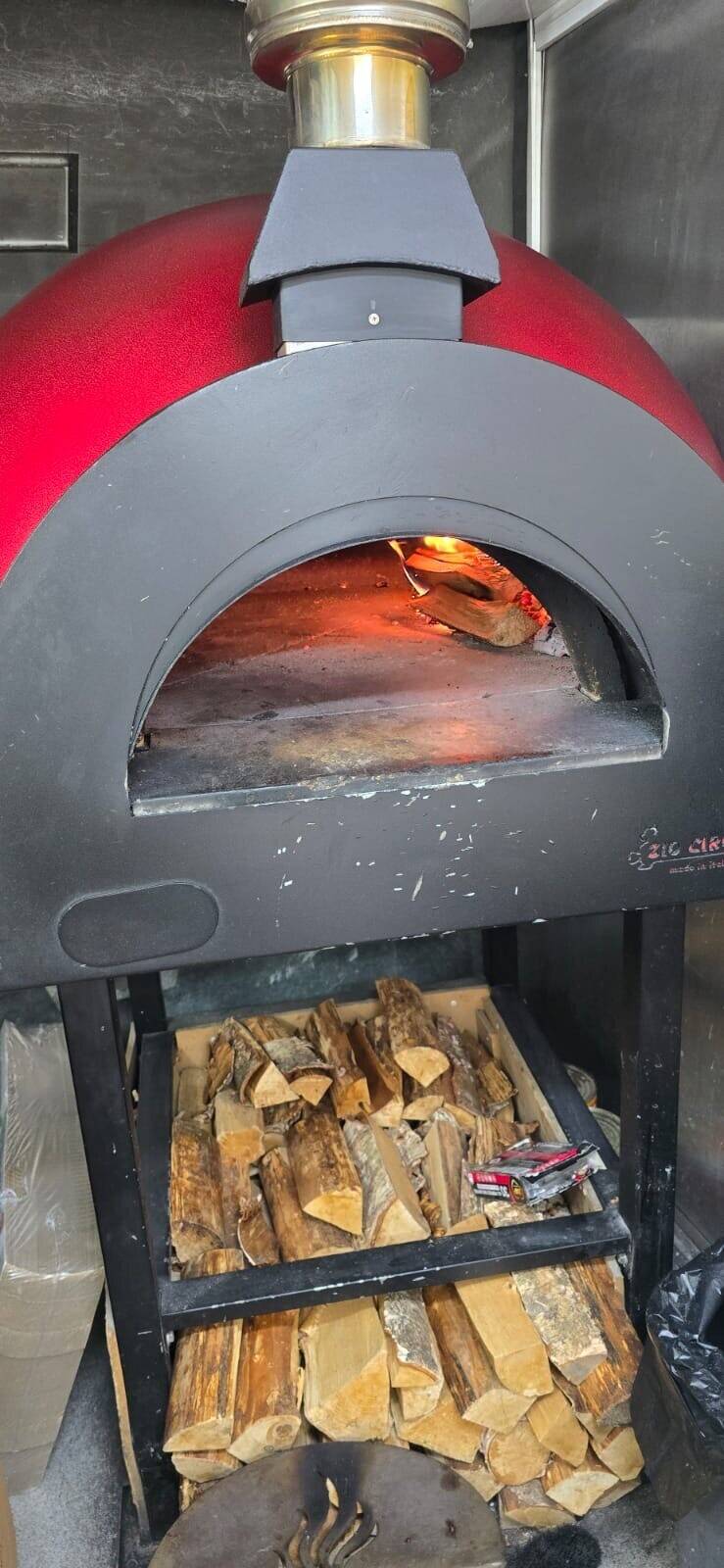 Pizza Van Photo 4