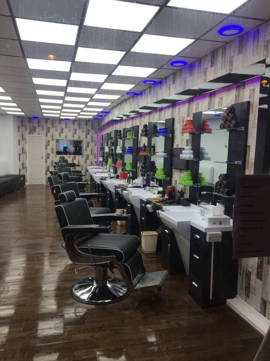 Barber shop for sale Photo 5