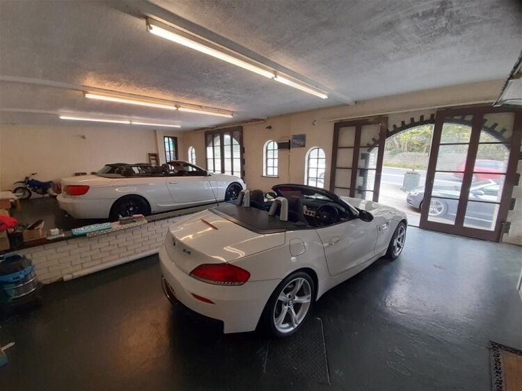 Motor Miscellaneous For Sale in Harrogate Photo 5