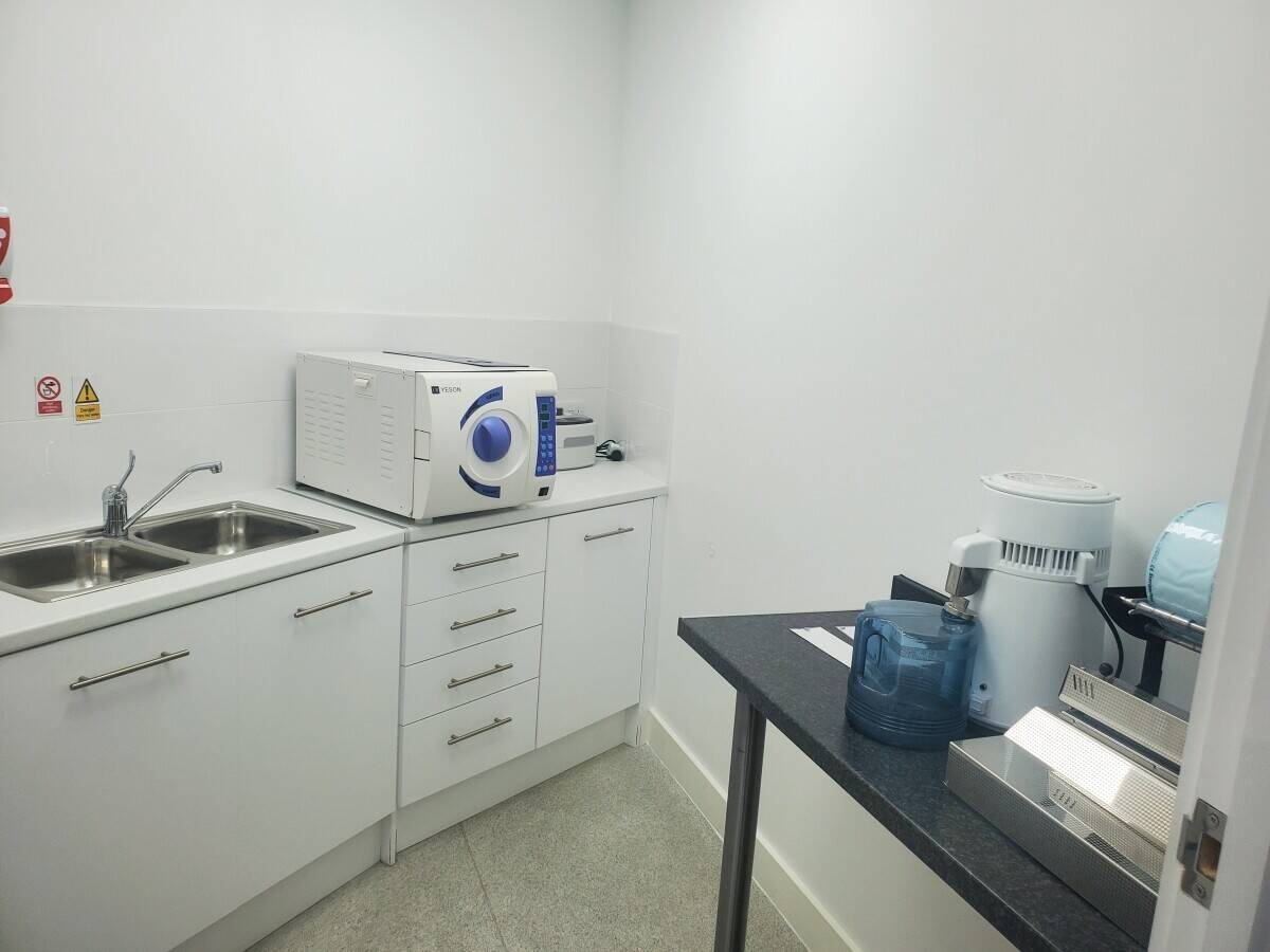 Private Medical Clinic Photo 5