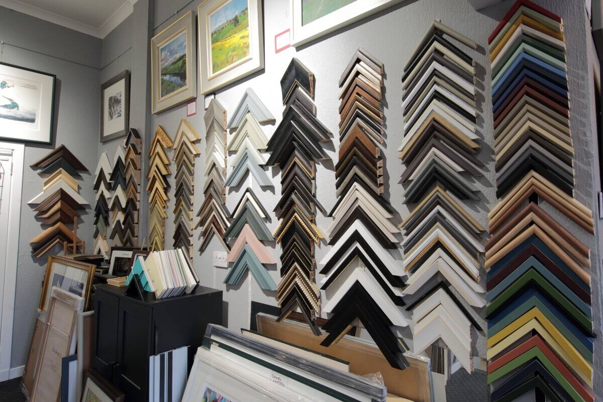 Well Established Framing Business And Gallery, Glasgow Photo 5