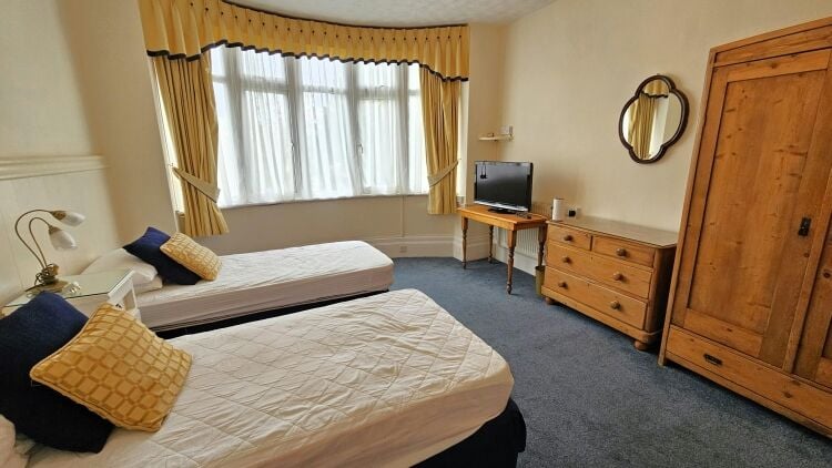 Character Hotel in Prominent Bournemouth West Cliff Position