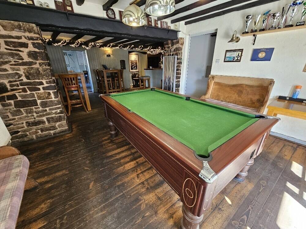 Impressive & Profitable High Turnover Devon Village Inn With 4 Letting Rooms & 3 Bed Accommodation