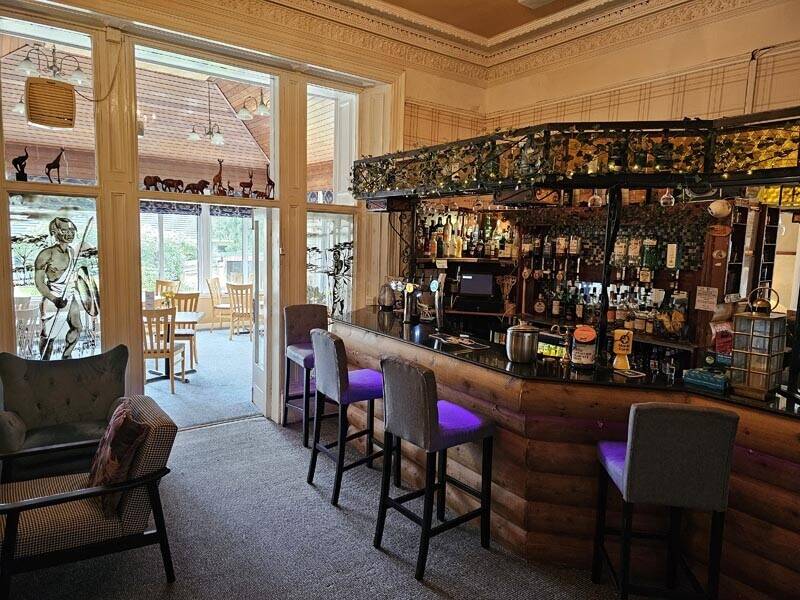 The Clonyard House Hotel is a well established business, having been in same family for c. 50years. Photo 5