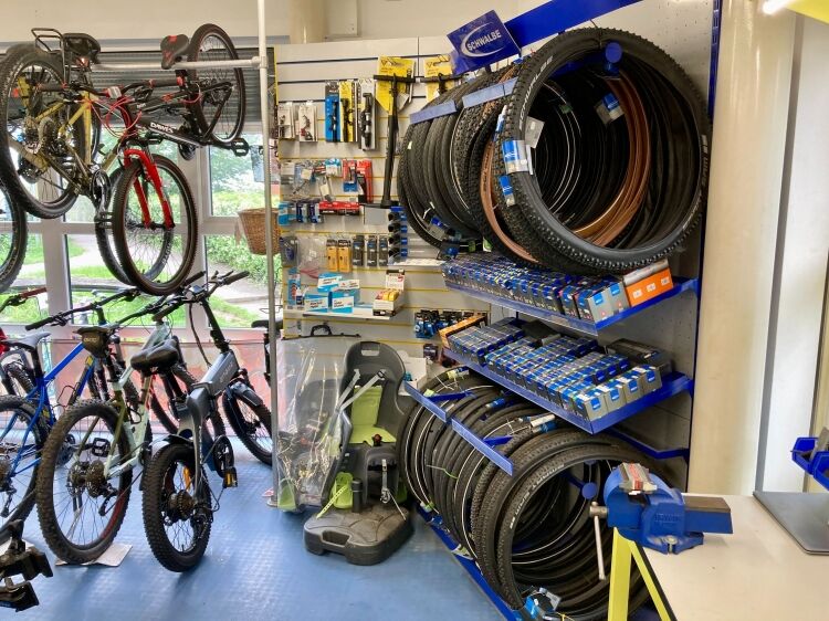 CYCLE SALES, SERVICING, REPAIRS & HIRE Photo 5