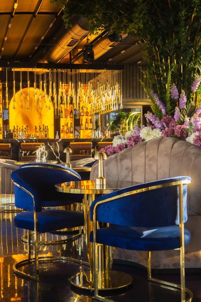 Restaurant, Rooftop Bar Lounge and Nightclub Photo 5