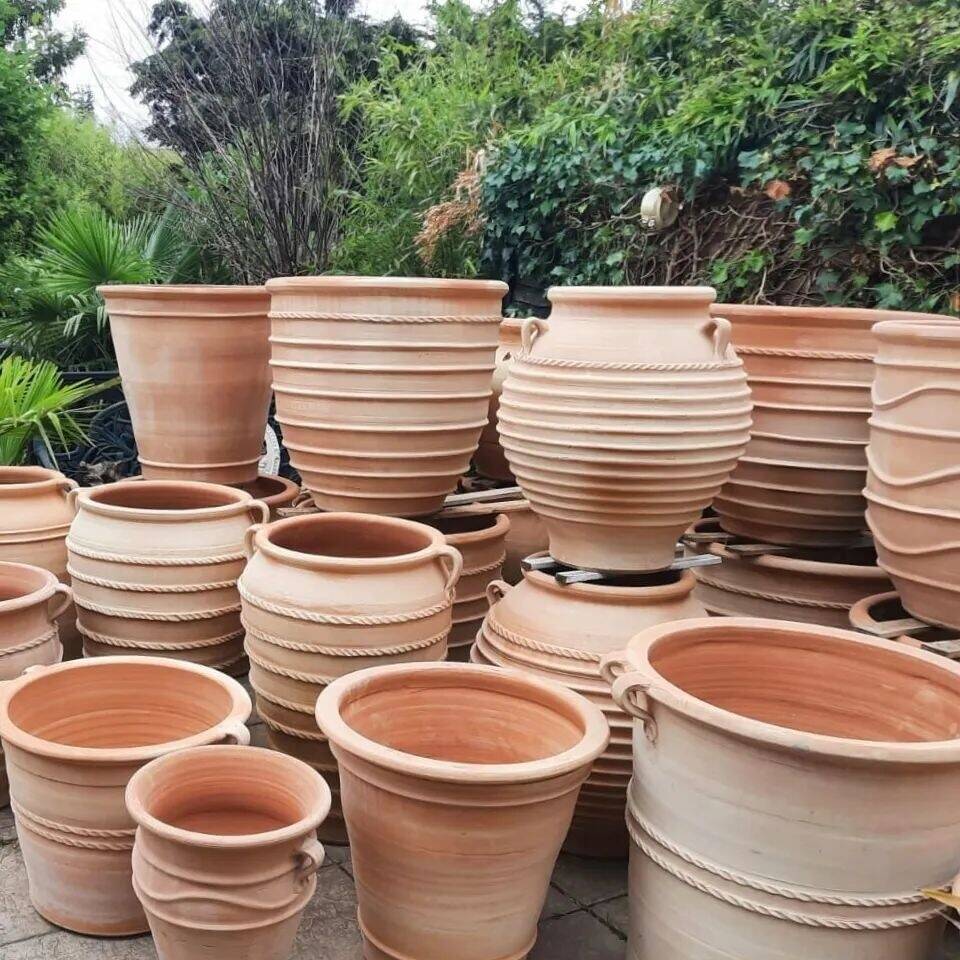 Terracotta Garden Pots Importer and Retailer (Pots are Handmade in Crete) - currently based in Hampshire but can be relocated