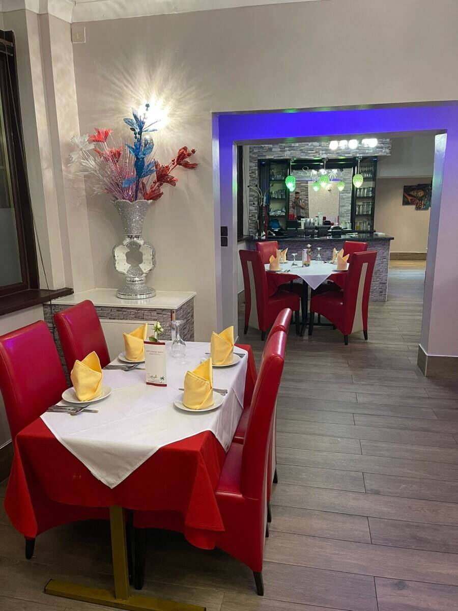 Indian restaurant and takeaway lease for sale in Stafford, Staffordshire Photo 6