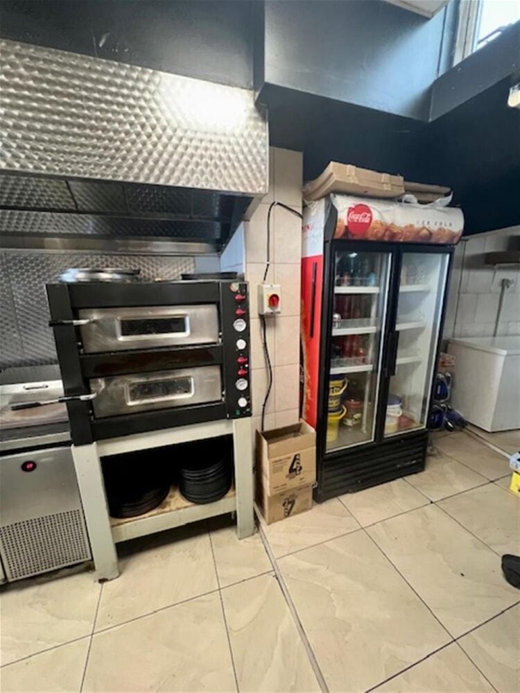 LEASEHOLD BBQ/KEBAB & PIZZA CAFE TAKEAWAY Photo 5