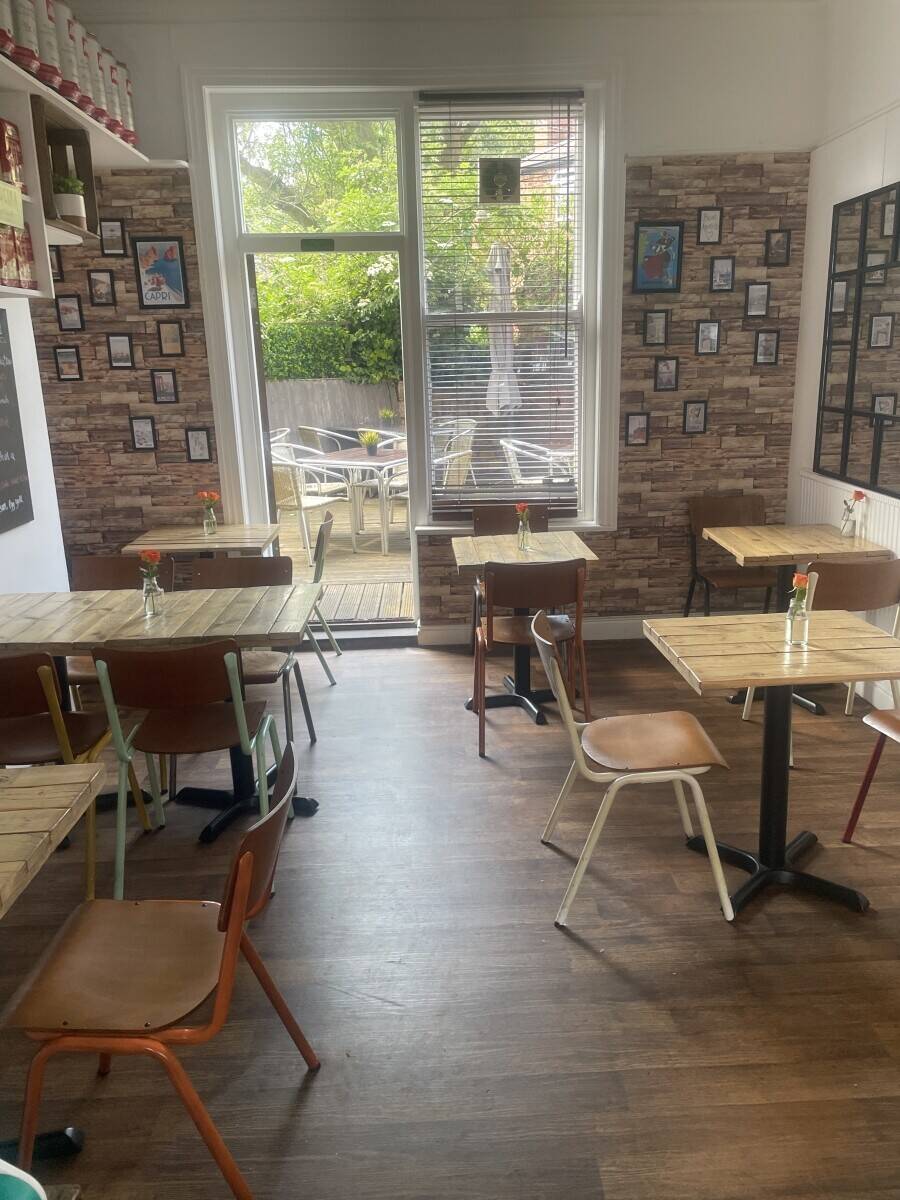 Cafe for sale Established over 20 years quick sale due to health issues
