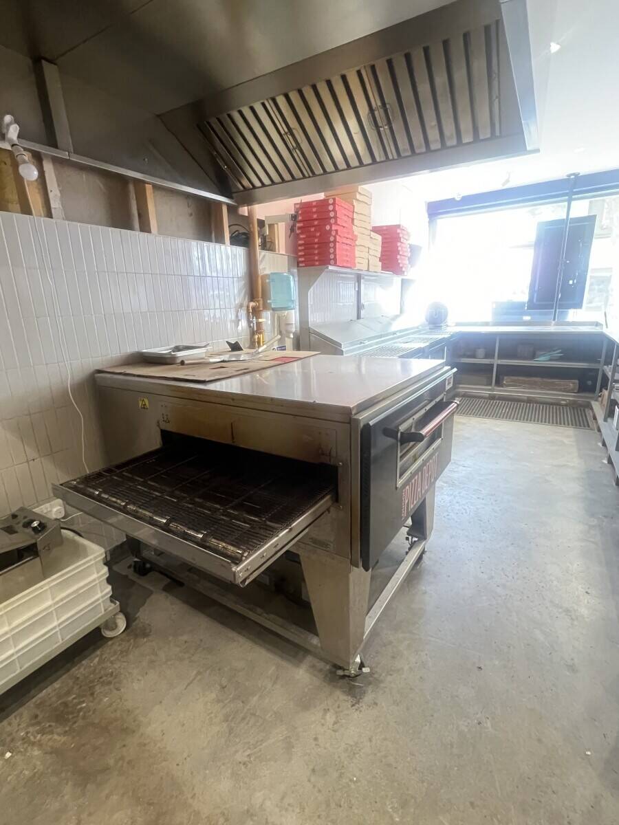 Pizza shop for sale in Canning Town