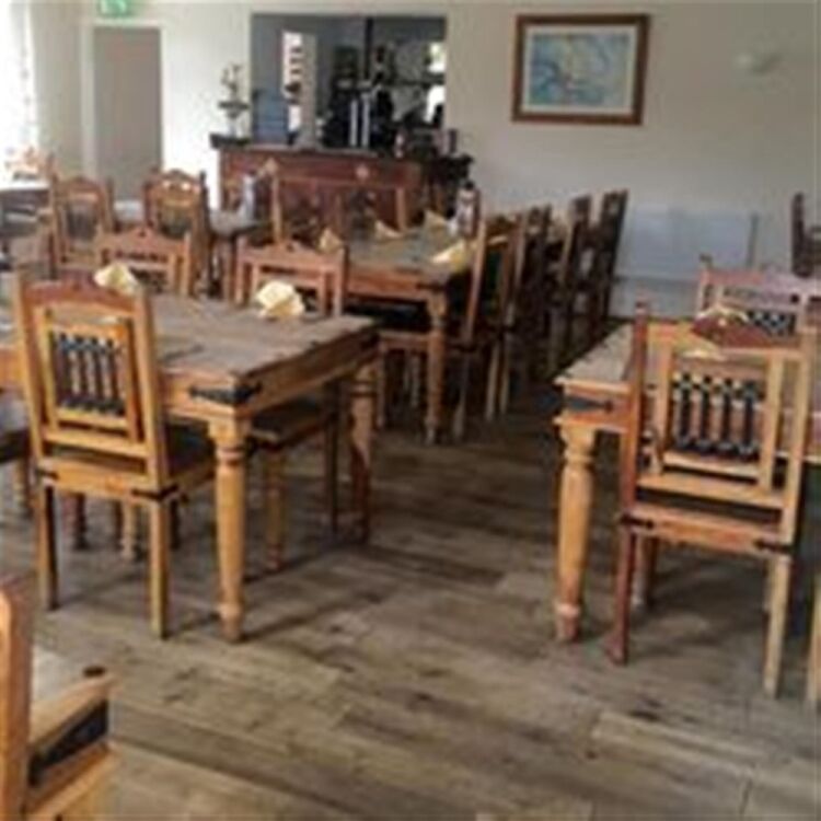 FREEHOLD PUBLIC HOUSE & RESTAURANT  NEAR ABERDARE